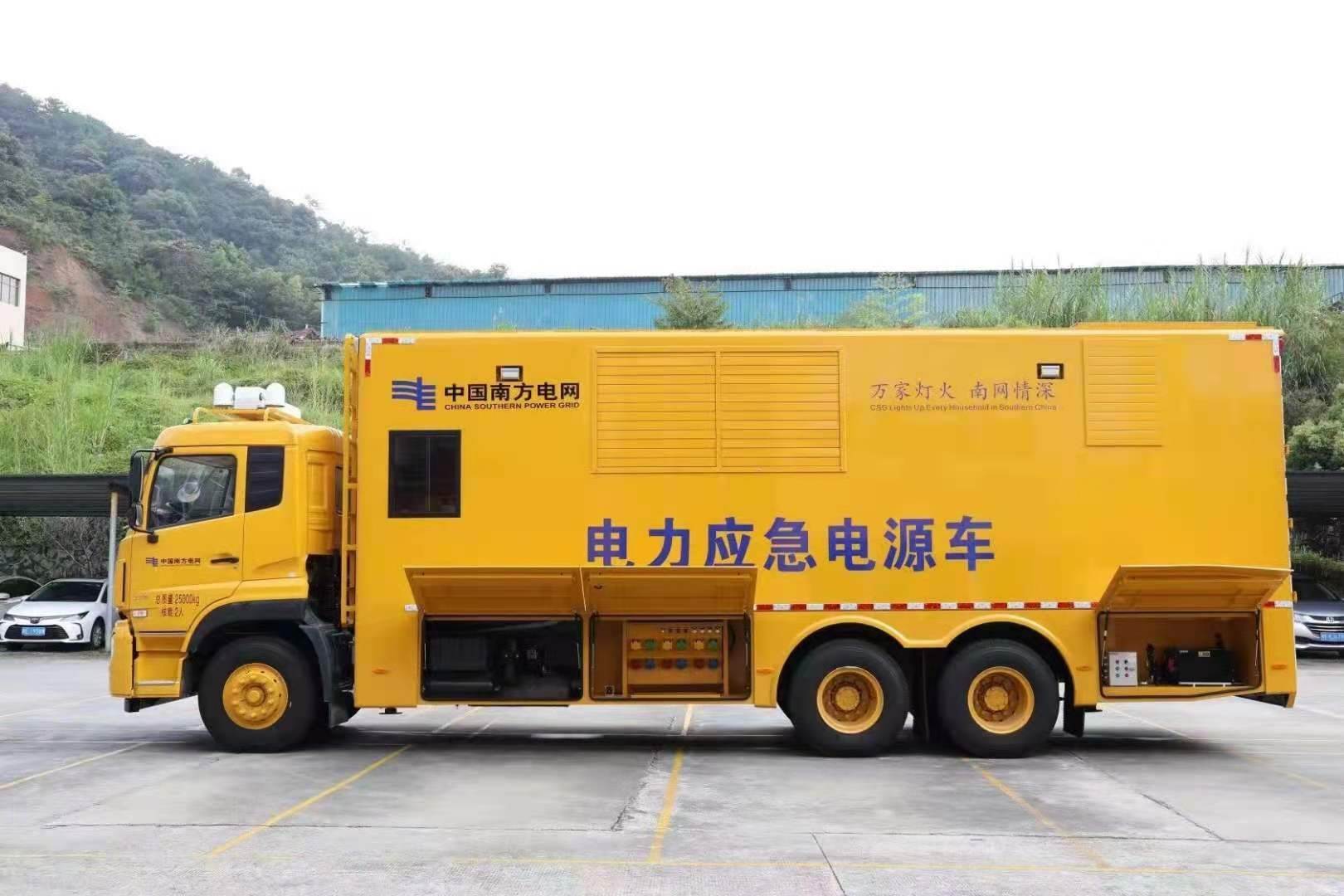 绥滨安康大型柴油发电机发电车UPS电源出租租赁